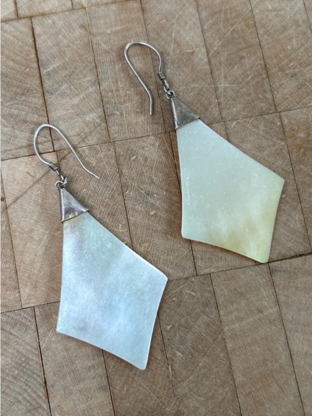 Iridescent Mother-of-Pearl Drop Earrings with Silver Hooks diamond shaped 925